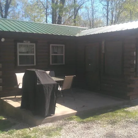 Two Creeks Camp Villa